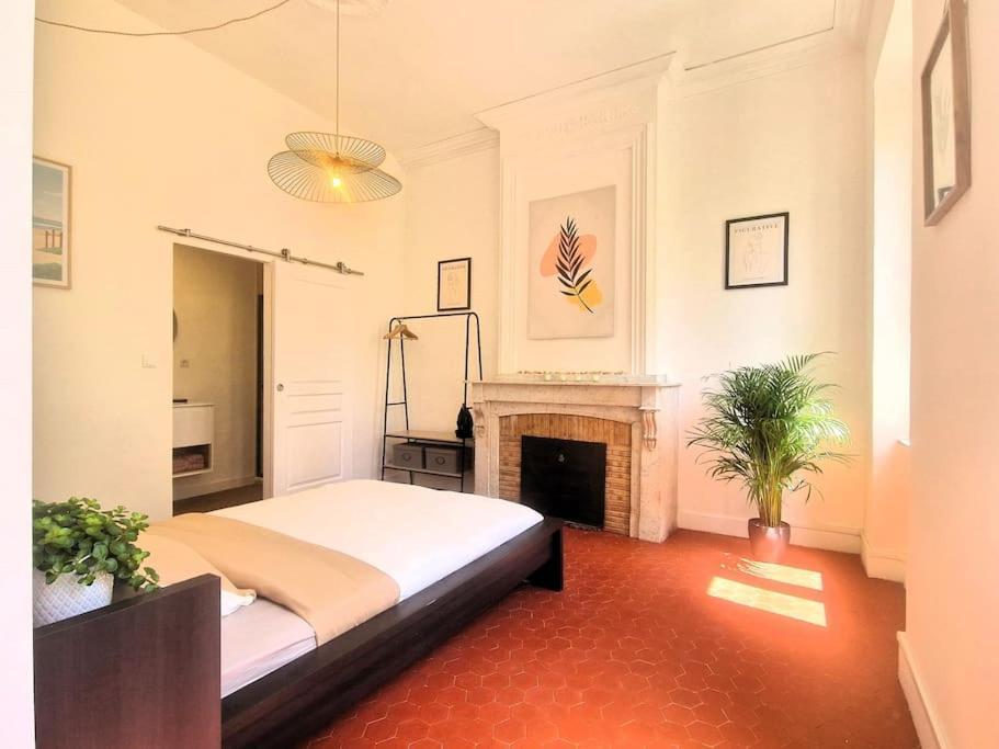 Appartement Centre Ville Les Halles - Grands Buffets 纳博讷 外观 照片