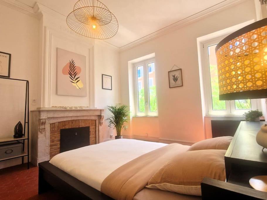 Appartement Centre Ville Les Halles - Grands Buffets 纳博讷 外观 照片